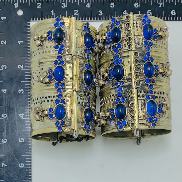 Single Blue Stone Boho Cuff Bracelet: Antique Tribal Jewelry - Picture 6 of 7